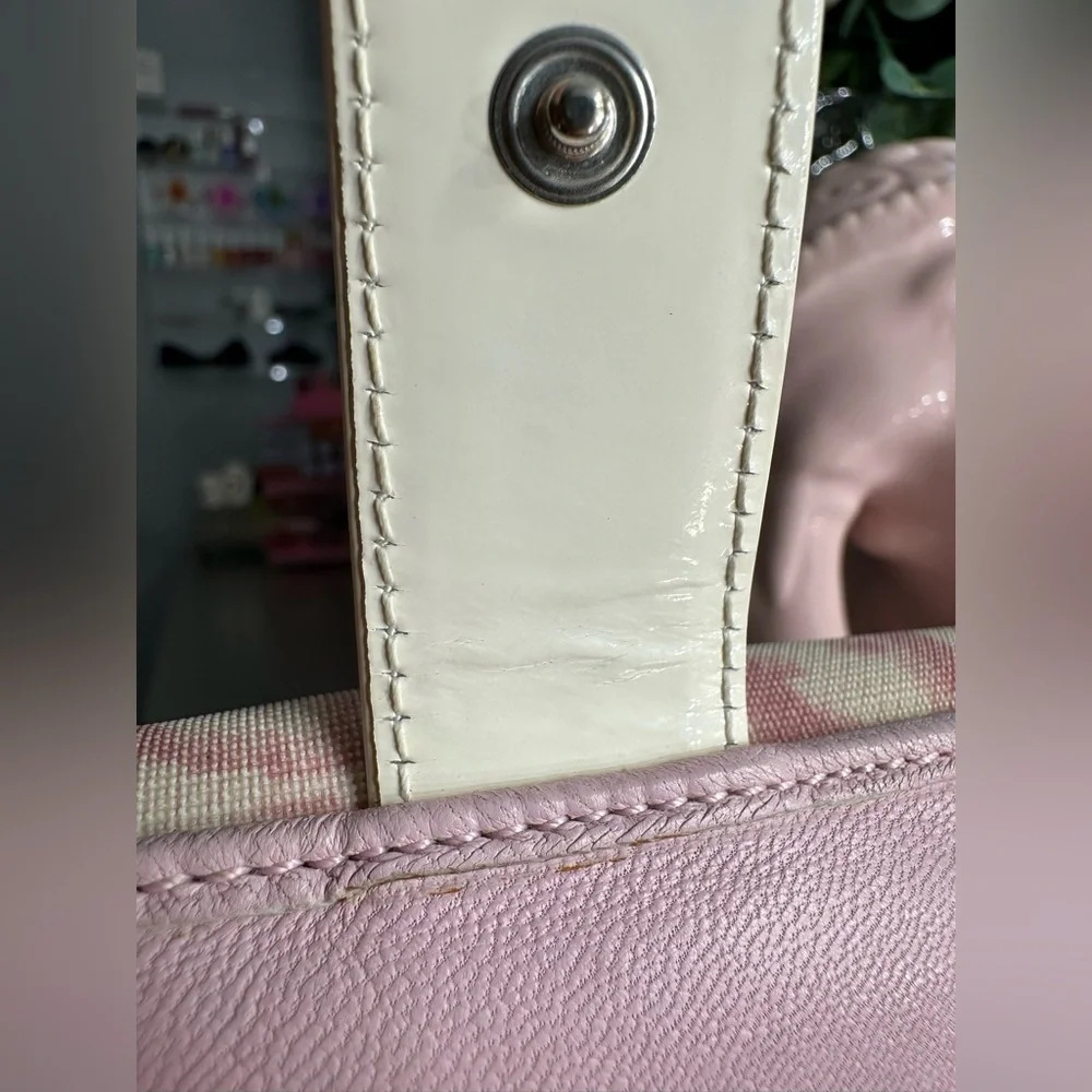 Dior 30 Montaigne Leather Wallet